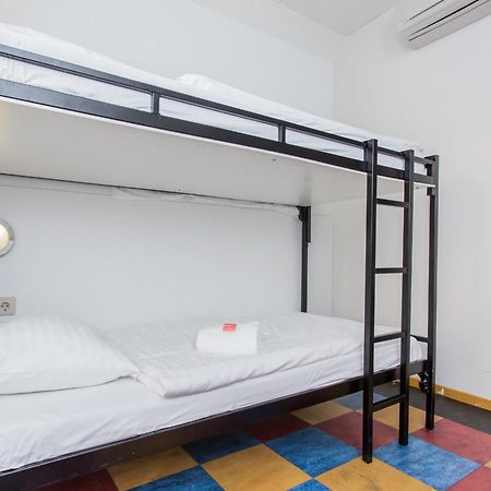 Bud Gett Hostels Groningue Extérieur photo